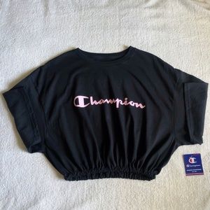 Black Cropped Champion Shirt